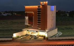 The Acacia Hotel